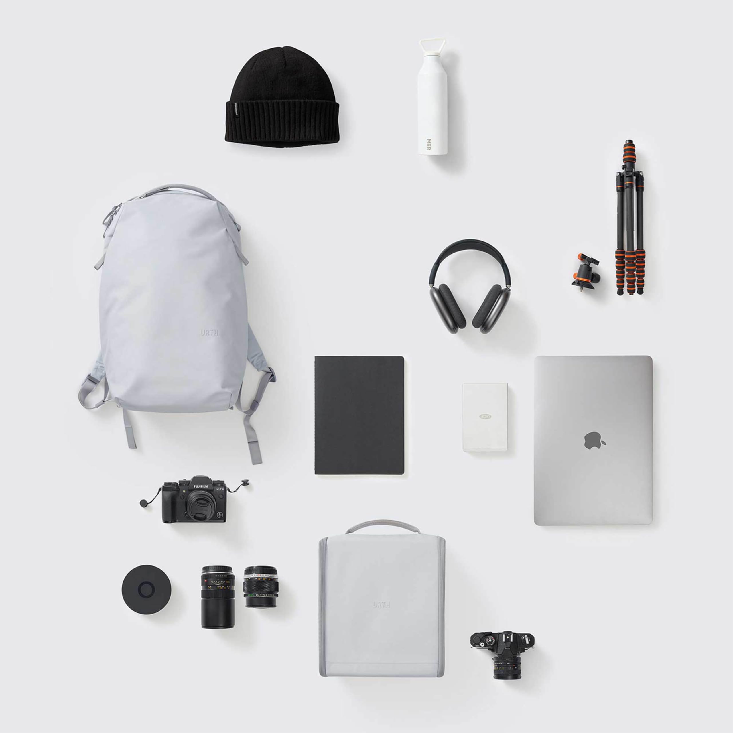 Urth Norite 24L Modular Camera Backpack – for DSLR, Lens, 15/16” Laptop, Weatherproof + Recycled (Ash Grey) - Image 10